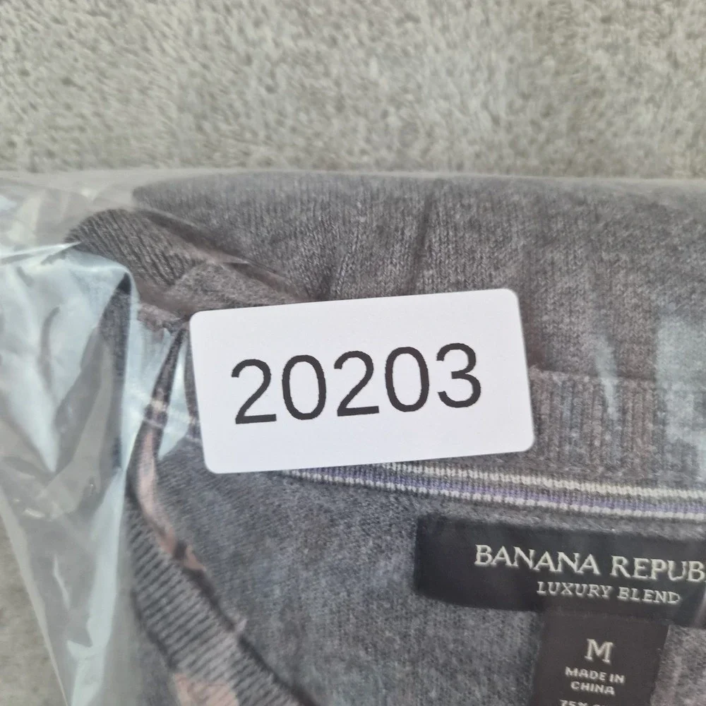 Banana Republic Mens Gray Silk Cashmere Cotton V Neck Luxury Blend Sweater M